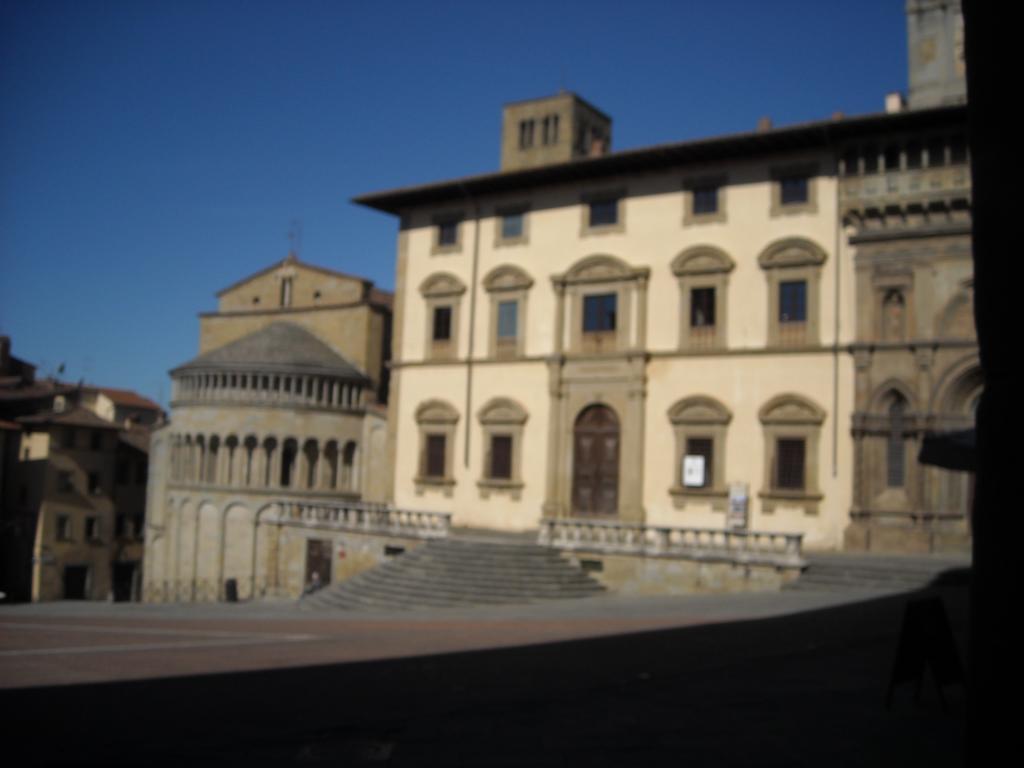 Residence Le Corniole Arezzo Esterno foto